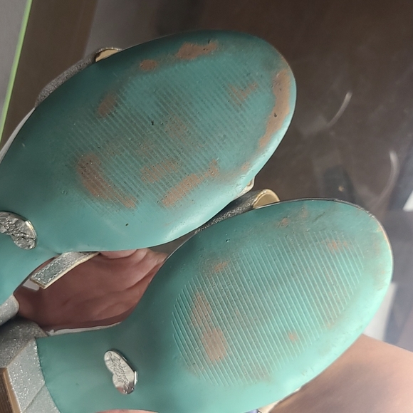 Y2K style Betsey Johnson silver glitter block heels size 7 - Picture 12 of 12